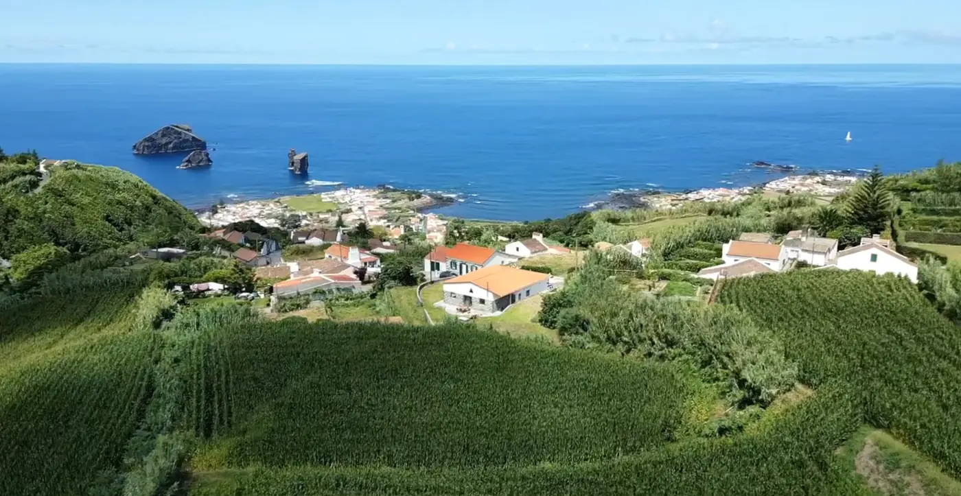 Outdoors & views 2