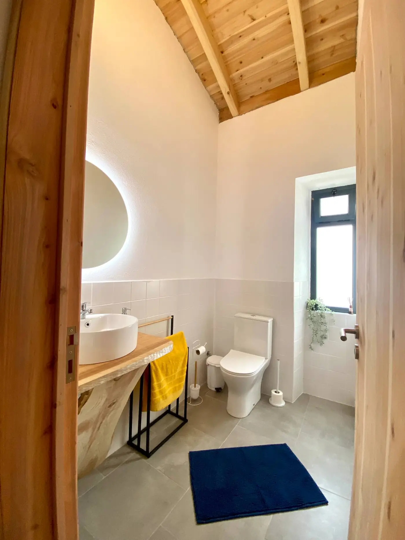 Guest WC 1